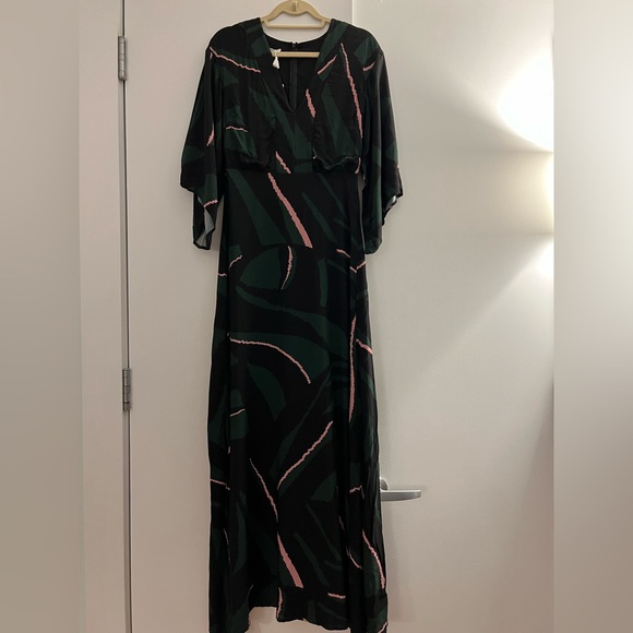 CLC By Corey Lynn Calter Agnes VNeck Maxi Dress - Picture 5 of 6